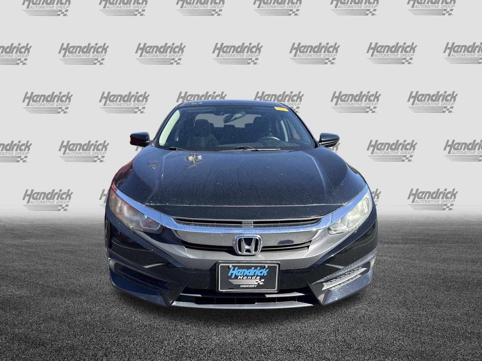 Used 2018 Honda Civic EX image 3