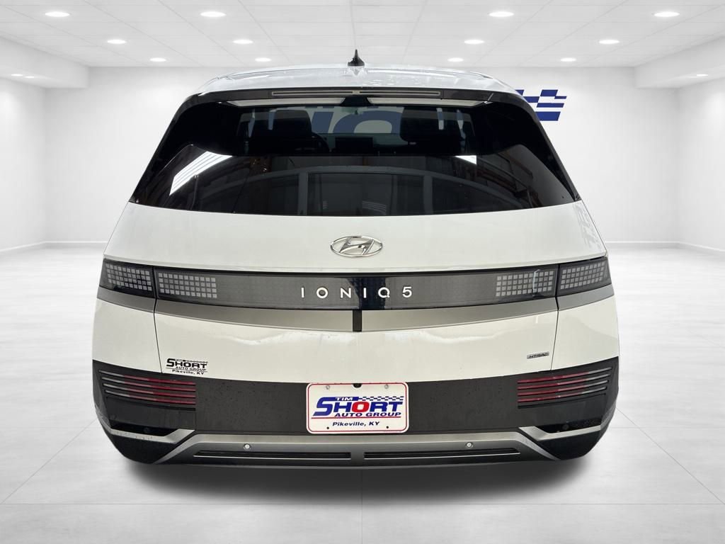 Used 2024 Hyundai Ioniq 5 SEL image 5