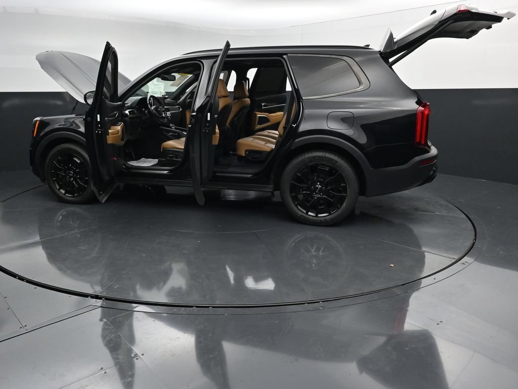 Used 2022 Kia Telluride SX w/ Nightfall Edition Package AWD/4WD image 41