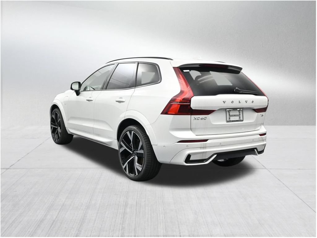New 2026 Volvo XC60 T8 Ultra AWD/4WD image 3