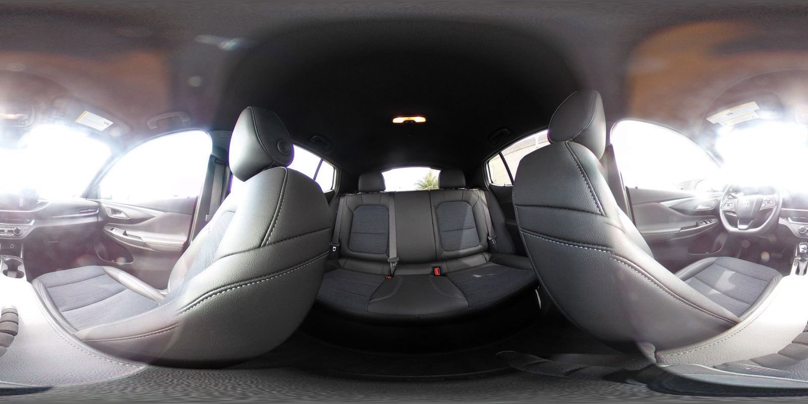 Used 2025 Buick Envista Preferred image 42