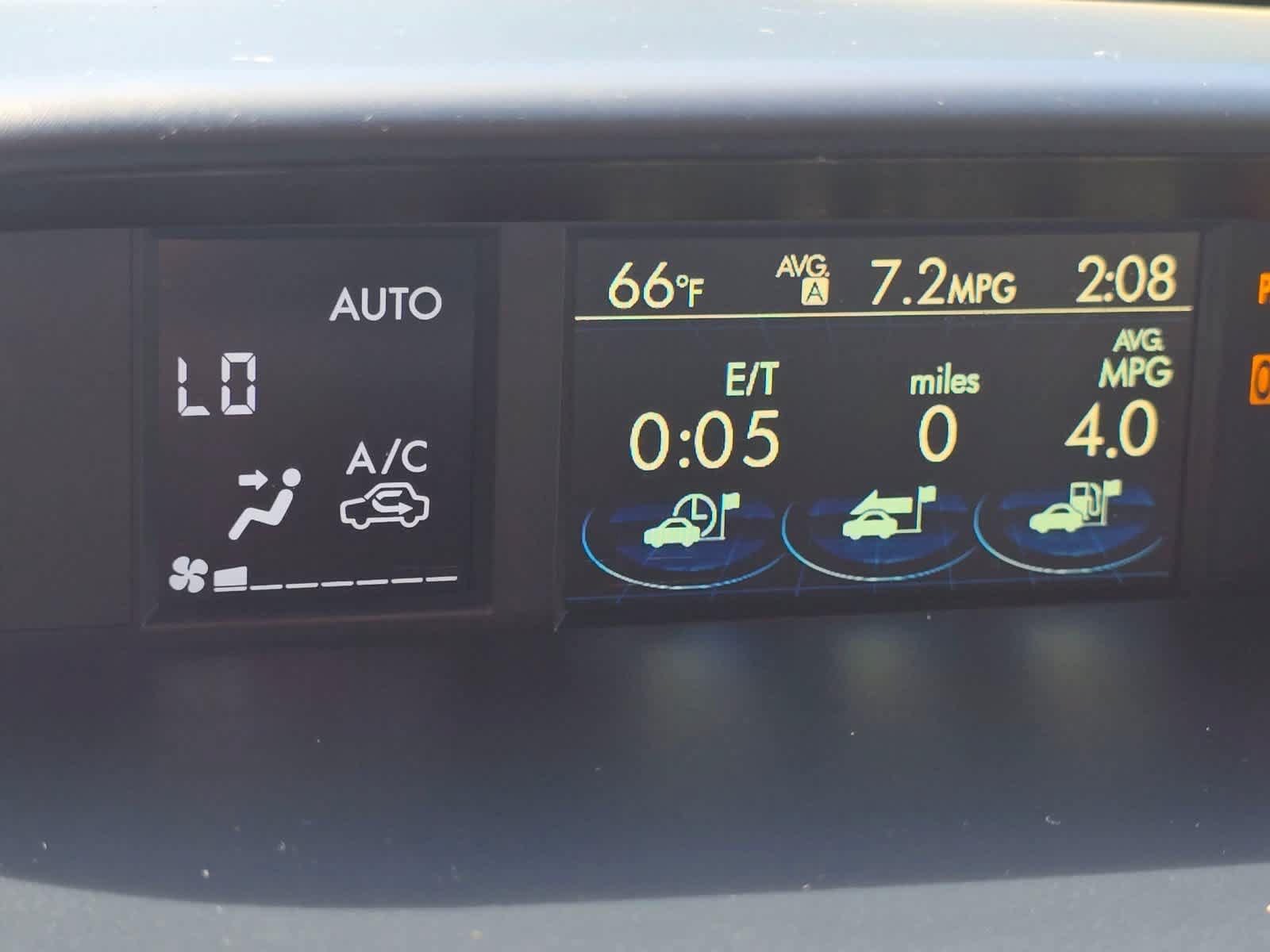 Used 2016 Subaru Forester 2.5i Touring w/ Eyesight & Navigation System AWD/4WD image 13