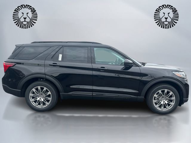 New 2026 Ford Explorer Active w/ Active Comfort Package image 4