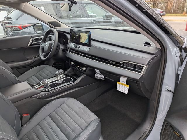 New 2026 Mitsubishi Outlander SE image 36