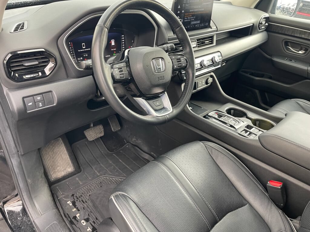Used 2024 Honda Pilot Elite image 5