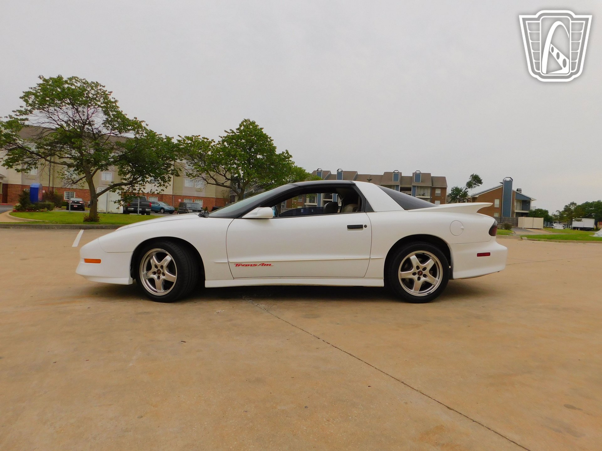 Used 1996 Pontiac Firebird Coupe image 9