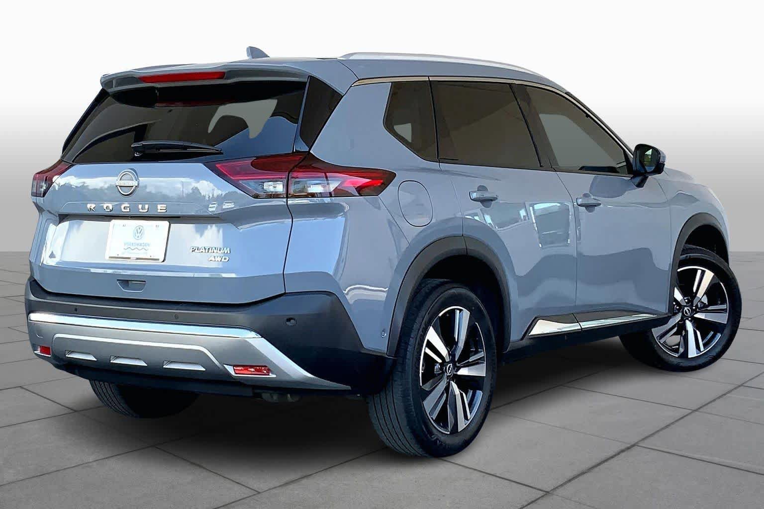 Used 2023 Nissan Rogue SV AWD/4WD image 13
