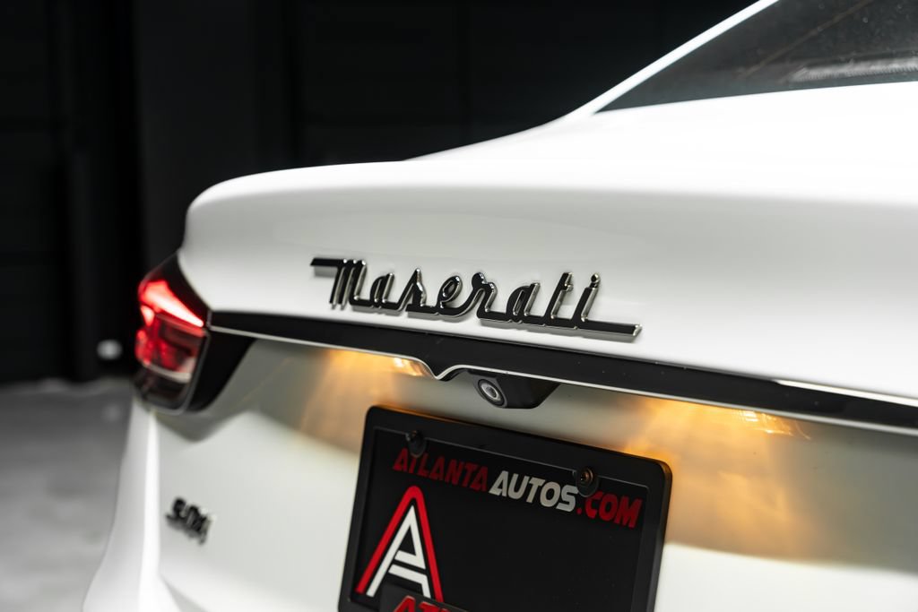 Used 2021 Maserati Quattroporte S GranSport Q4 AWD/4WD image 24
