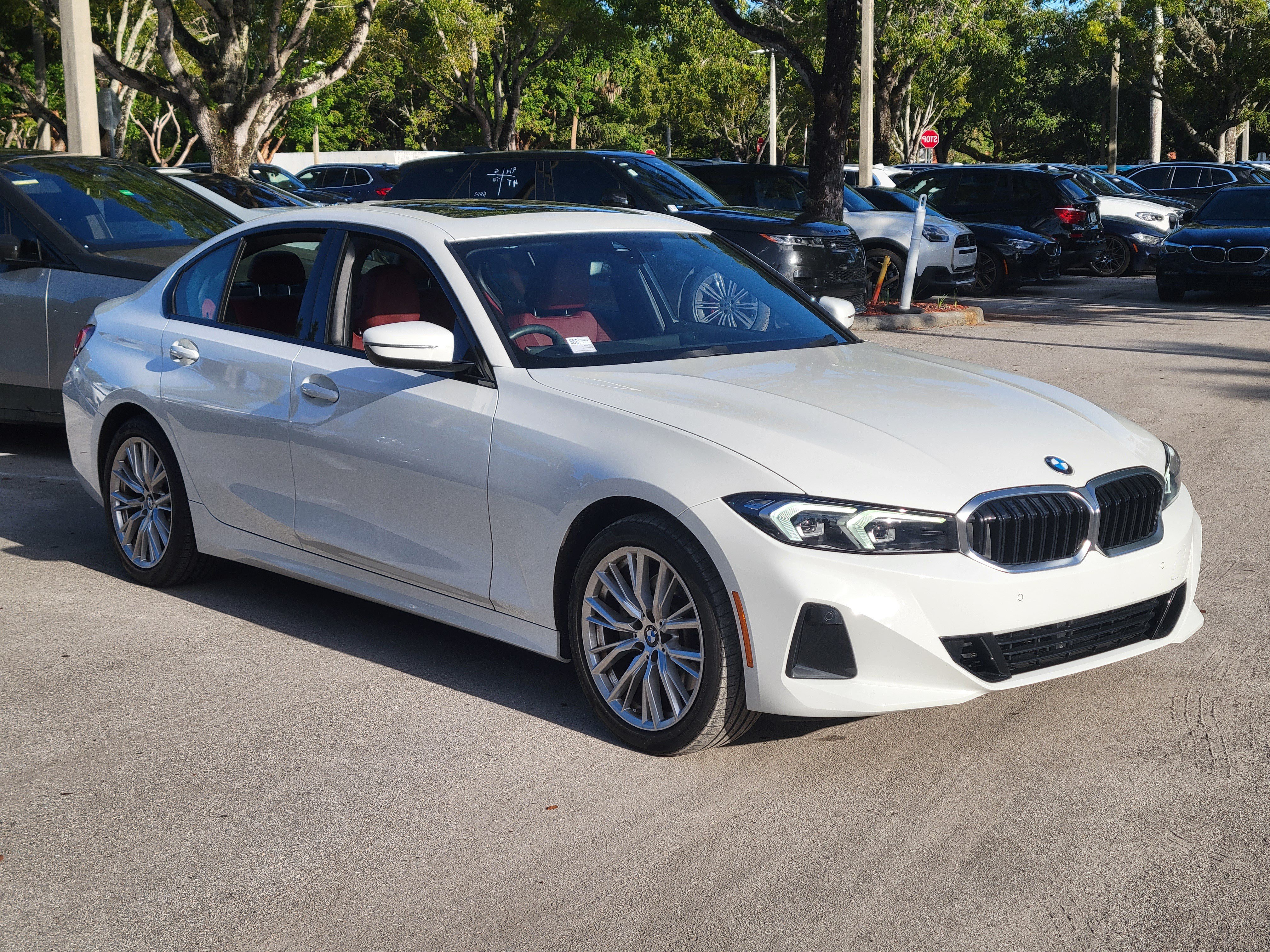 Used 2023 BMW 330i Sedan w/ Driving Assistance Package RWD image 1