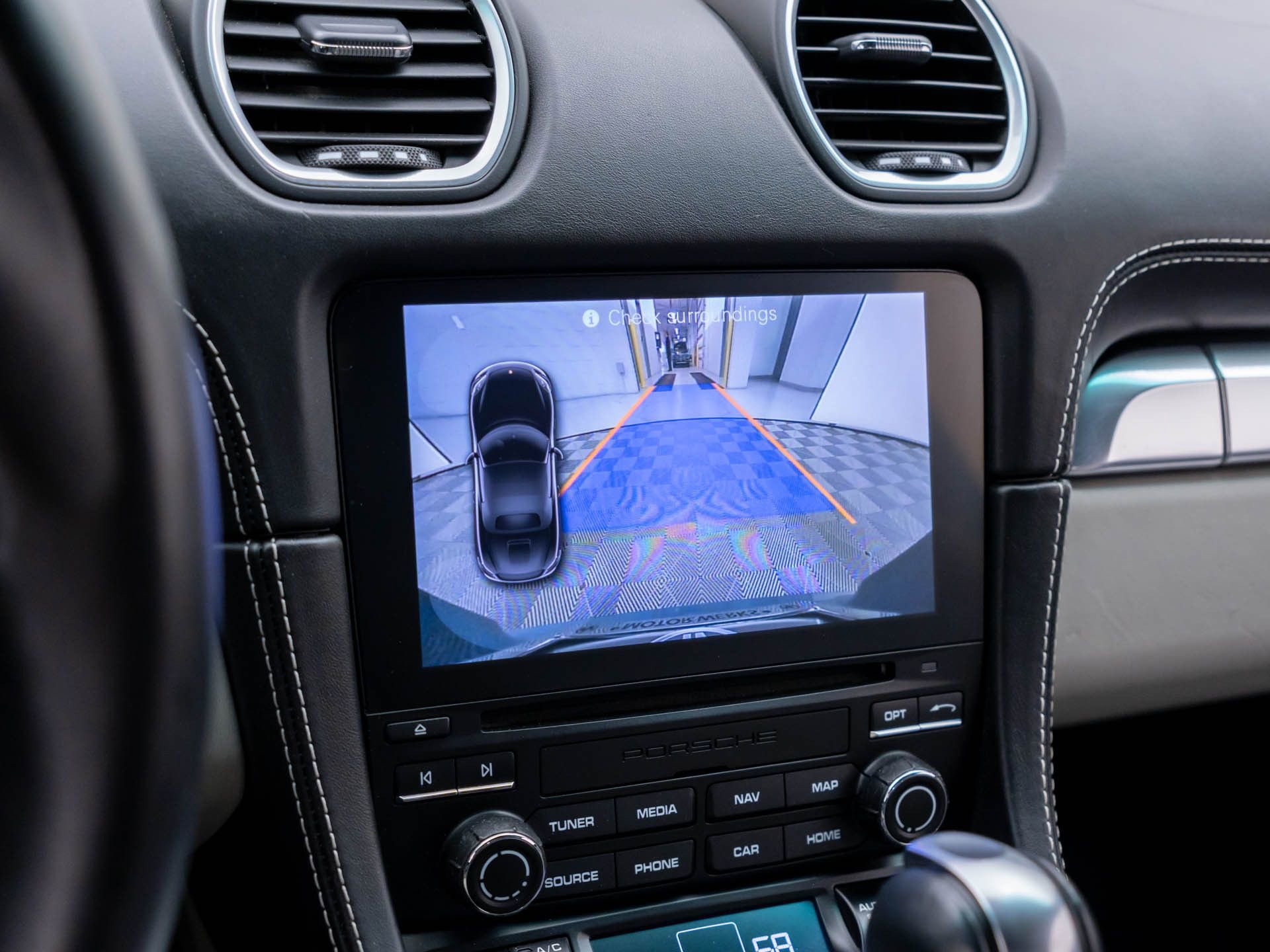 Used 2018 Porsche 718 Boxster GTS image 23