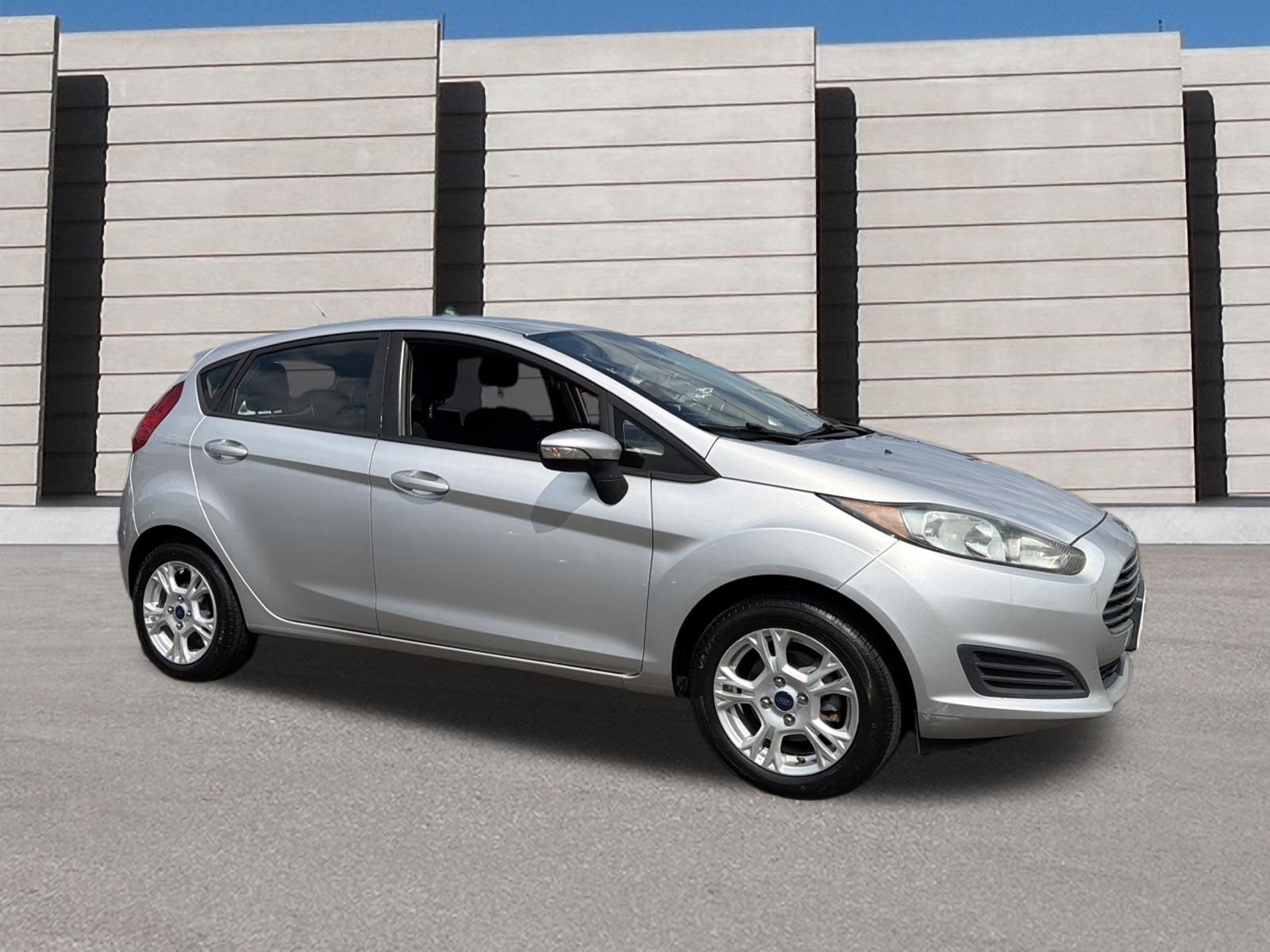 Used 2016 Ford Fiesta SE FWD image 6