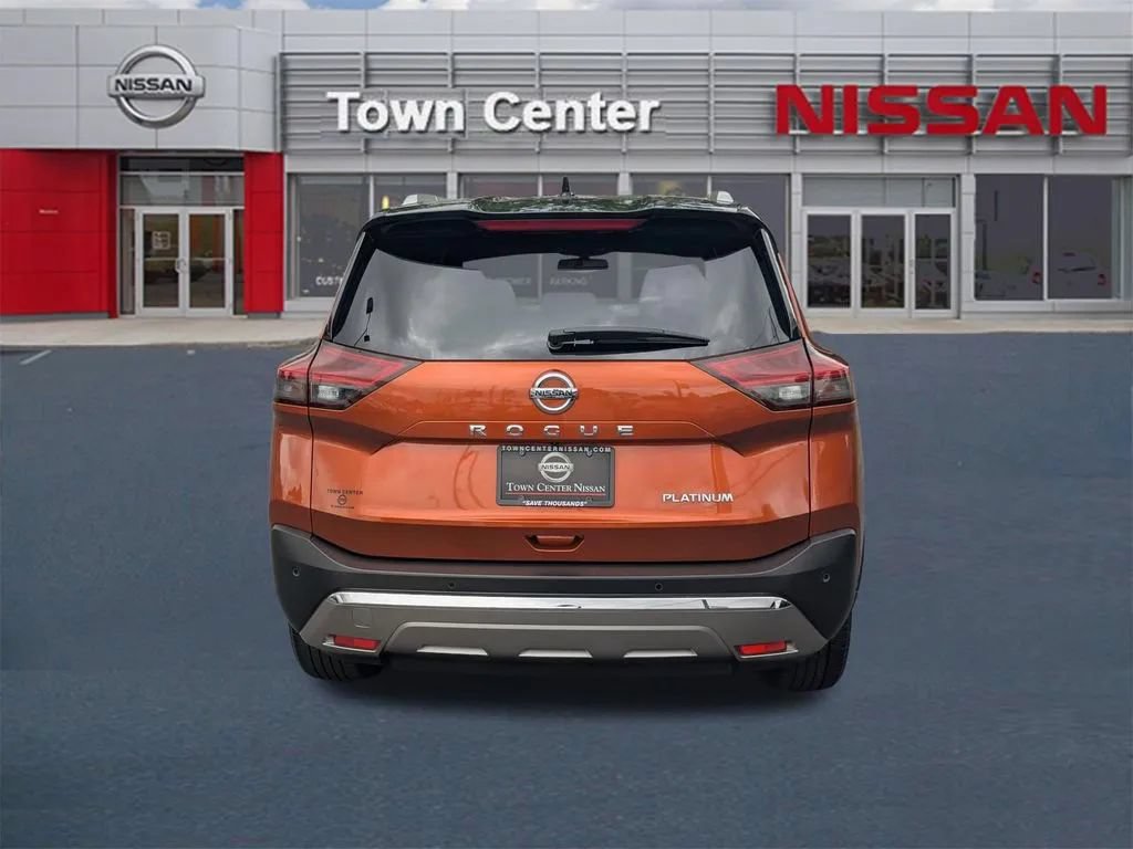 Used 2021 Nissan Rogue Platinum FWD image 6