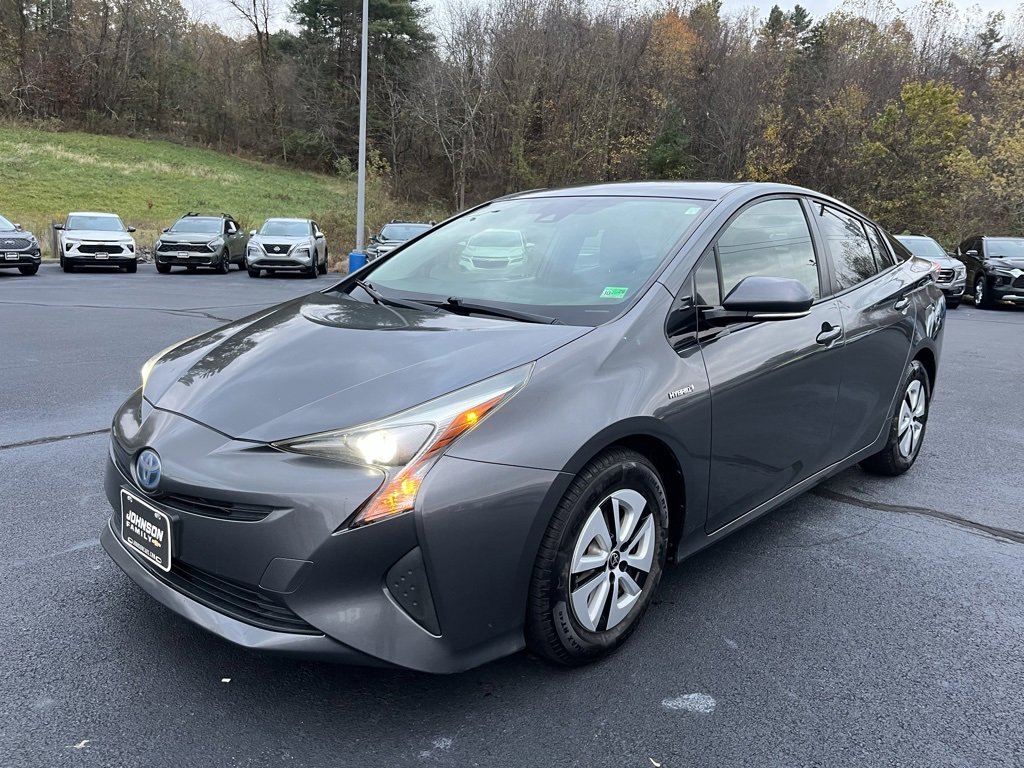 Used 2017 Toyota Prius Two image 25