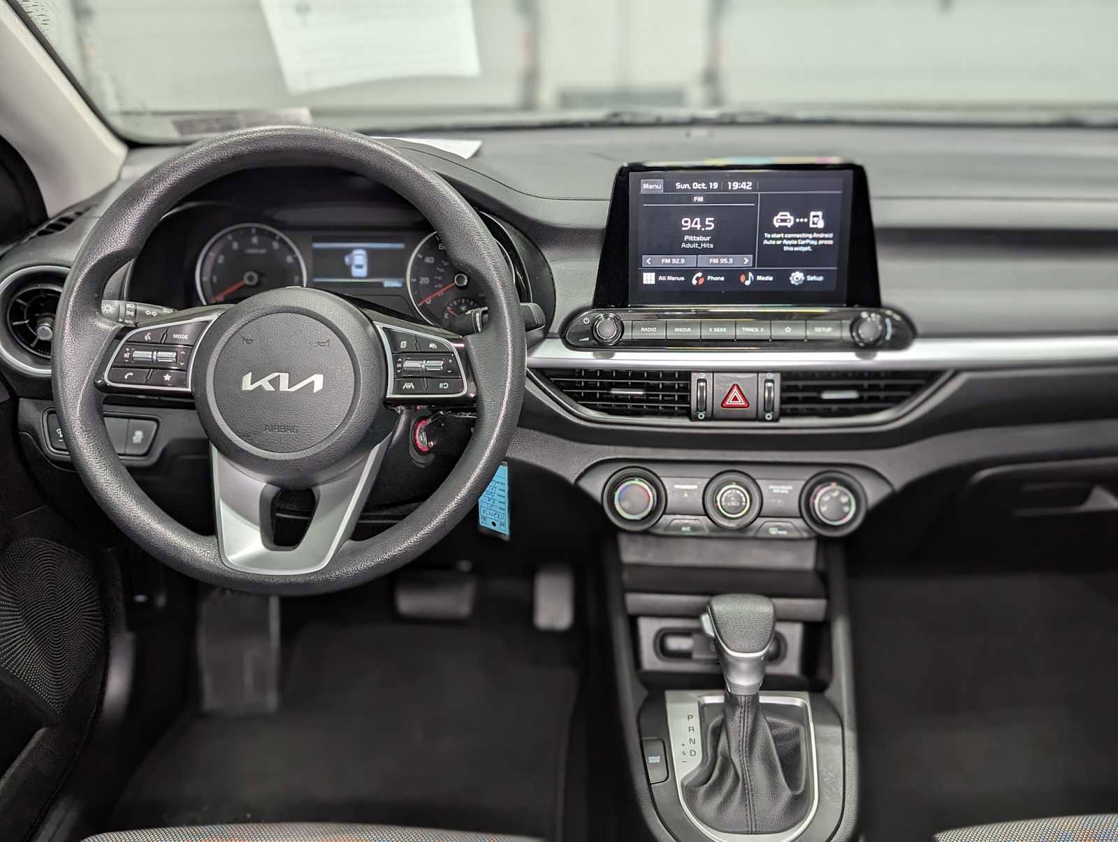 Certified 2023 Kia Forte LXS w/ LXS Technology Package image 5