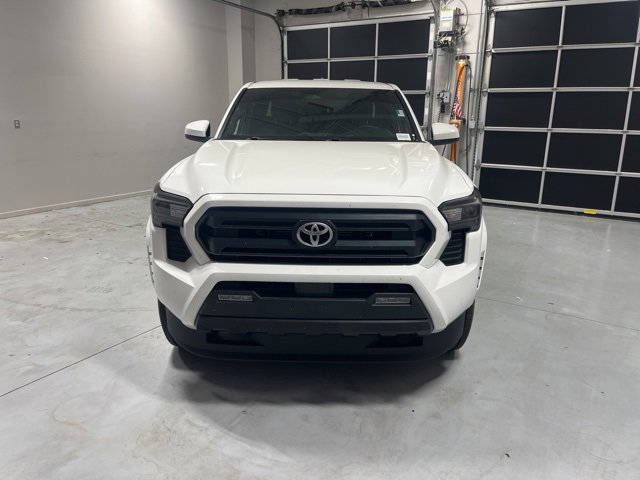 Used 2024 Toyota Tacoma SR5 image 2