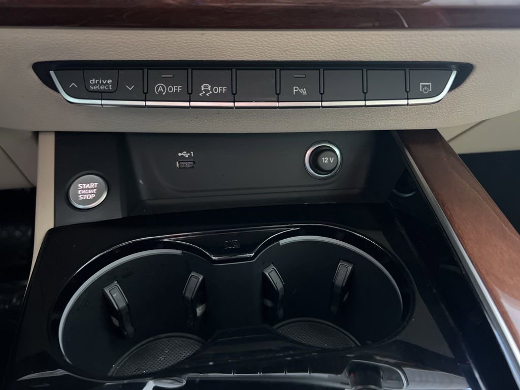 Used 2023 Audi A4 2.0T Premium w/ Convenience Package image 41