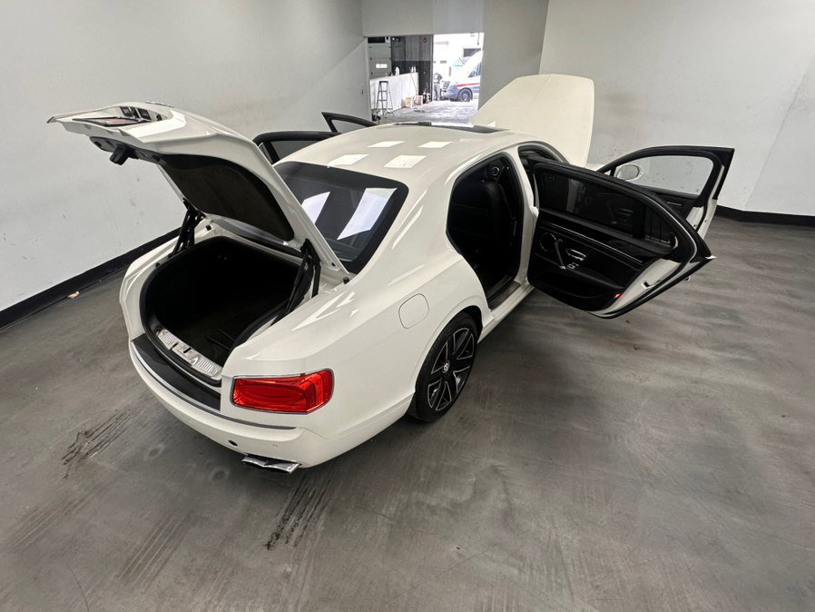 Used 2016 Bentley Flying Spur V8 image 51