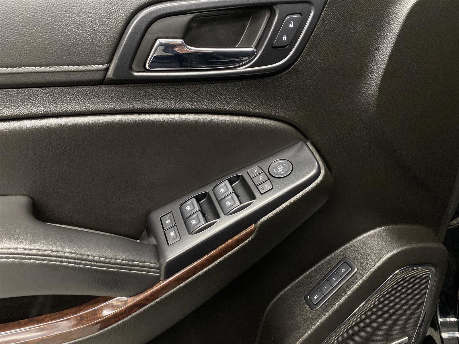 Used 2019 GMC Yukon SLT w/ Graphite Performance Edition image 19