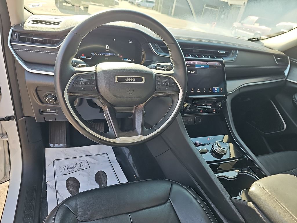 Used 2022 Jeep Grand Cherokee Limited w/ Trailer Tow Prep Group (B) AWD/4WD image 20