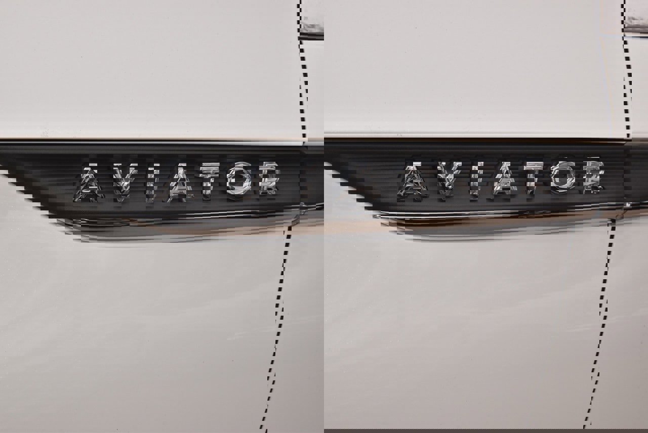 Certified 2023 Lincoln Aviator Reserve w/ Elements Package Plus image 42