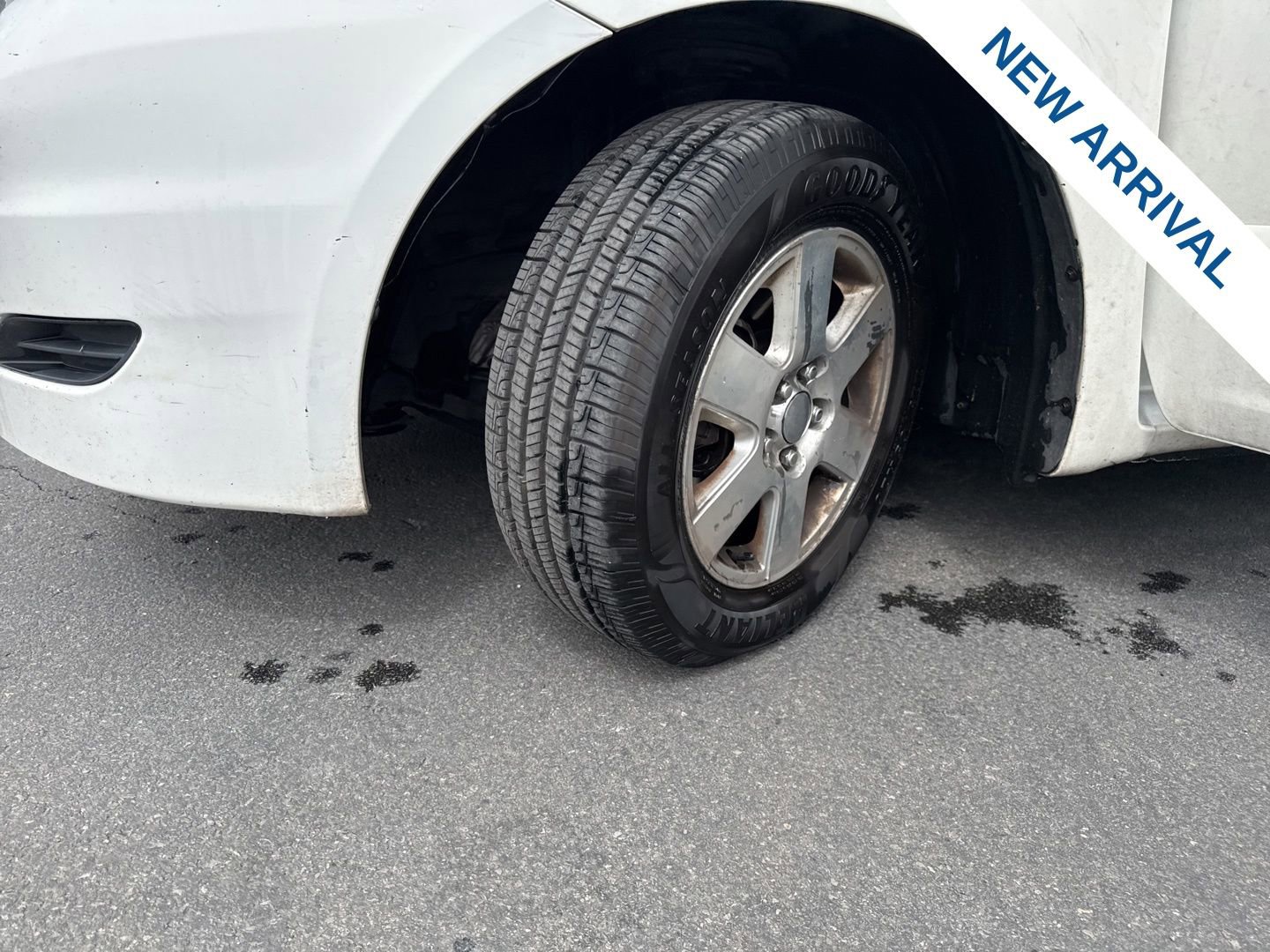 Used 2008 Toyota Sienna CE image 28