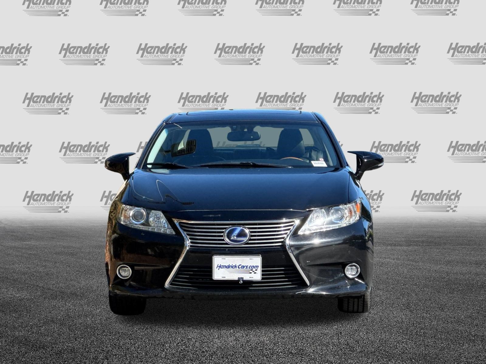 Used 2014 Lexus ES 300h w/ Luxury Package w/Bamboo Trim FWD image 10