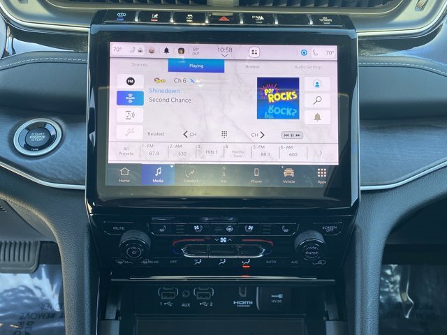 Used 2022 Jeep Grand Cherokee Limited 4xe w/ Luxury Tech Group II image 11