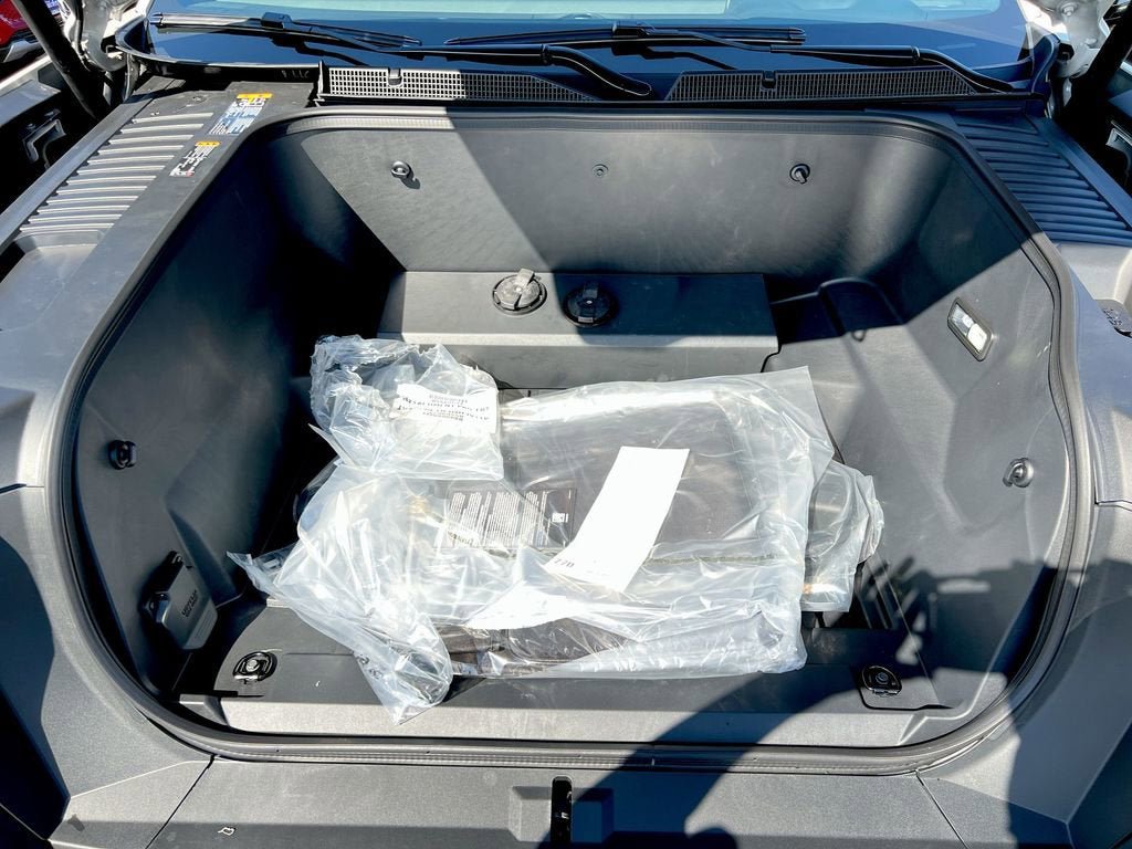 New 2026 GMC Sierra EV Elevation image 58