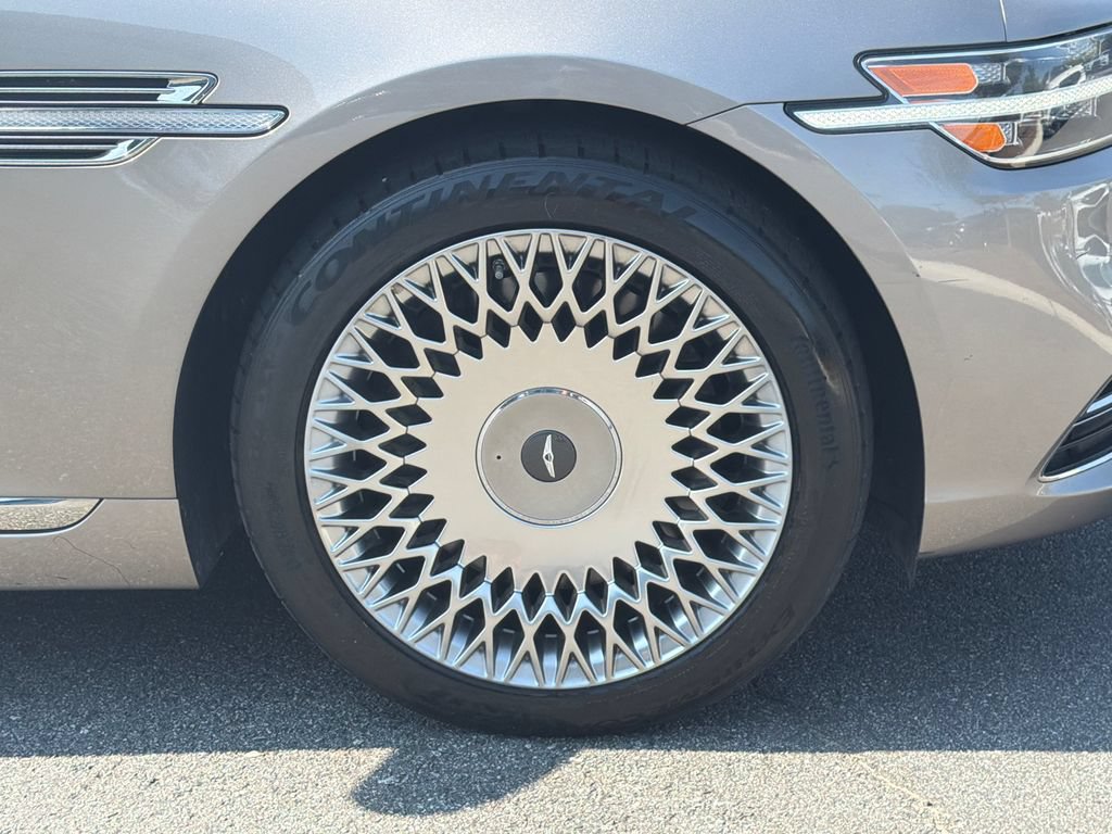 Used 2022 Genesis G90 3.3T Premium RWD image 14