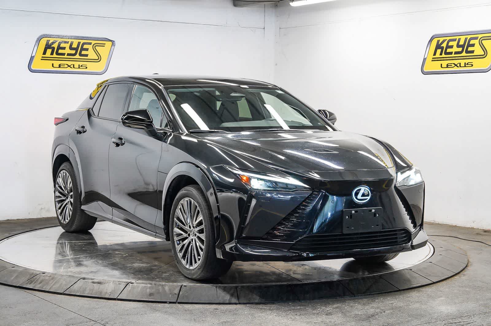 Used 2024 Lexus RZ 300e Premium w/ Accessory Package (Z1) FWD image 5