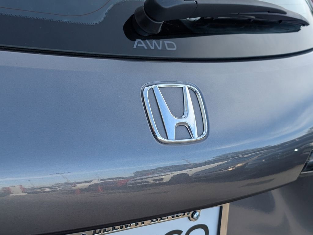 Used 2023 Honda HR-V LX image 14