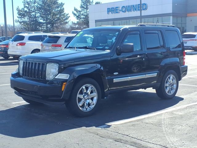 Used 2012 Jeep Liberty Sport image 3