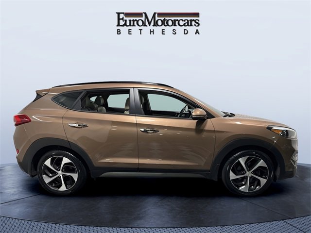 Used 2016 Hyundai Tucson Limited w/ Option Group 03 image 6