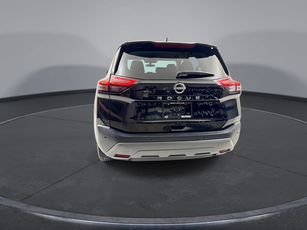 Used 2023 Nissan Rogue S FWD image 7