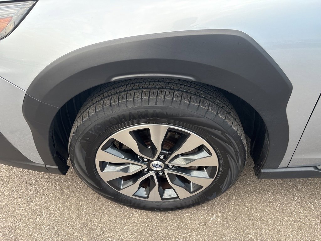 Used 2023 Subaru Outback Limited image 7