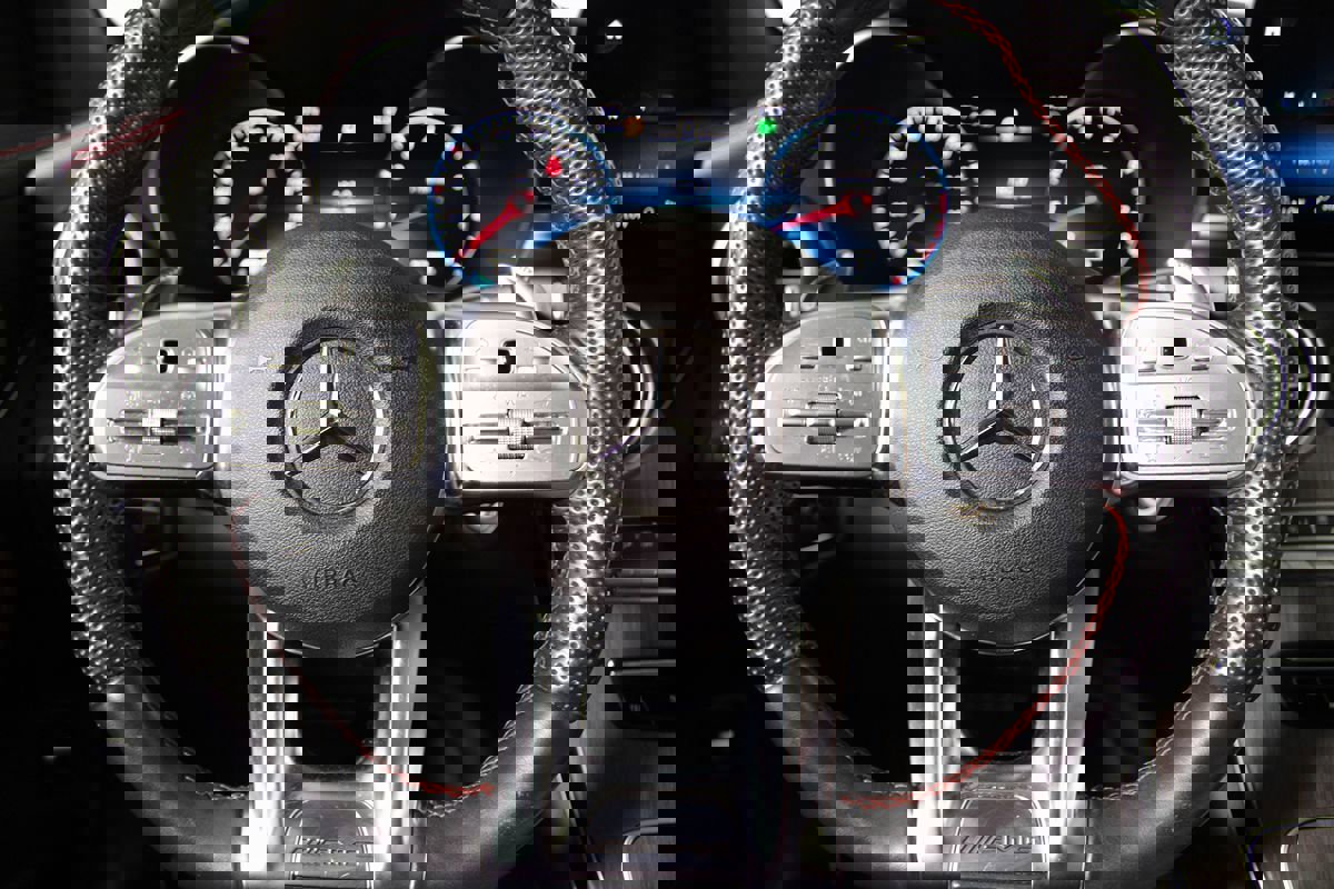 Used 2023 Mercedes-Benz GLC 43 AMG 4MATIC Coupe image 15