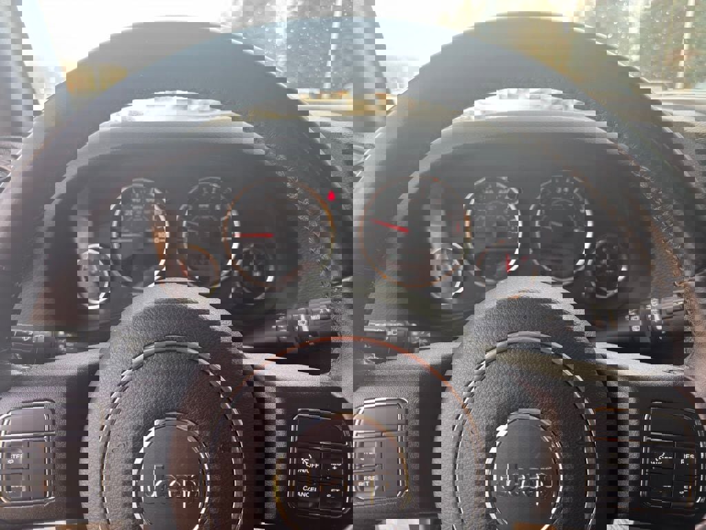 Used 2018 Jeep Wrangler Unlimited Sport S image 17