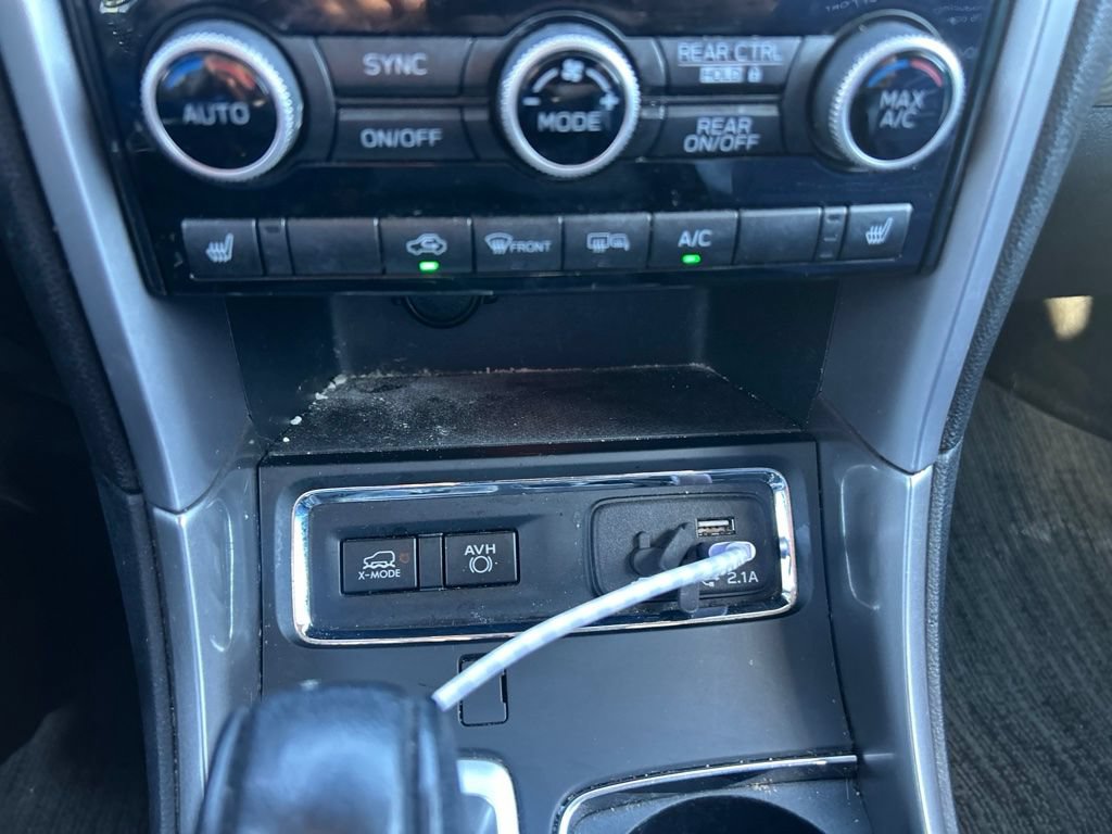 Used 2019 Subaru Ascent Premium w/ Popular Package #3 AWD/4WD image 11