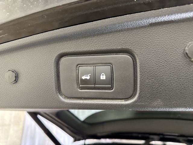 Used 2022 Nissan Pathfinder SL w/ SL Premium Package image 28