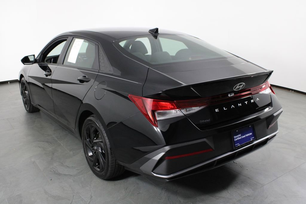 Certified 2026 Hyundai Elantra Sport w/ Cargo Package FWD image 4