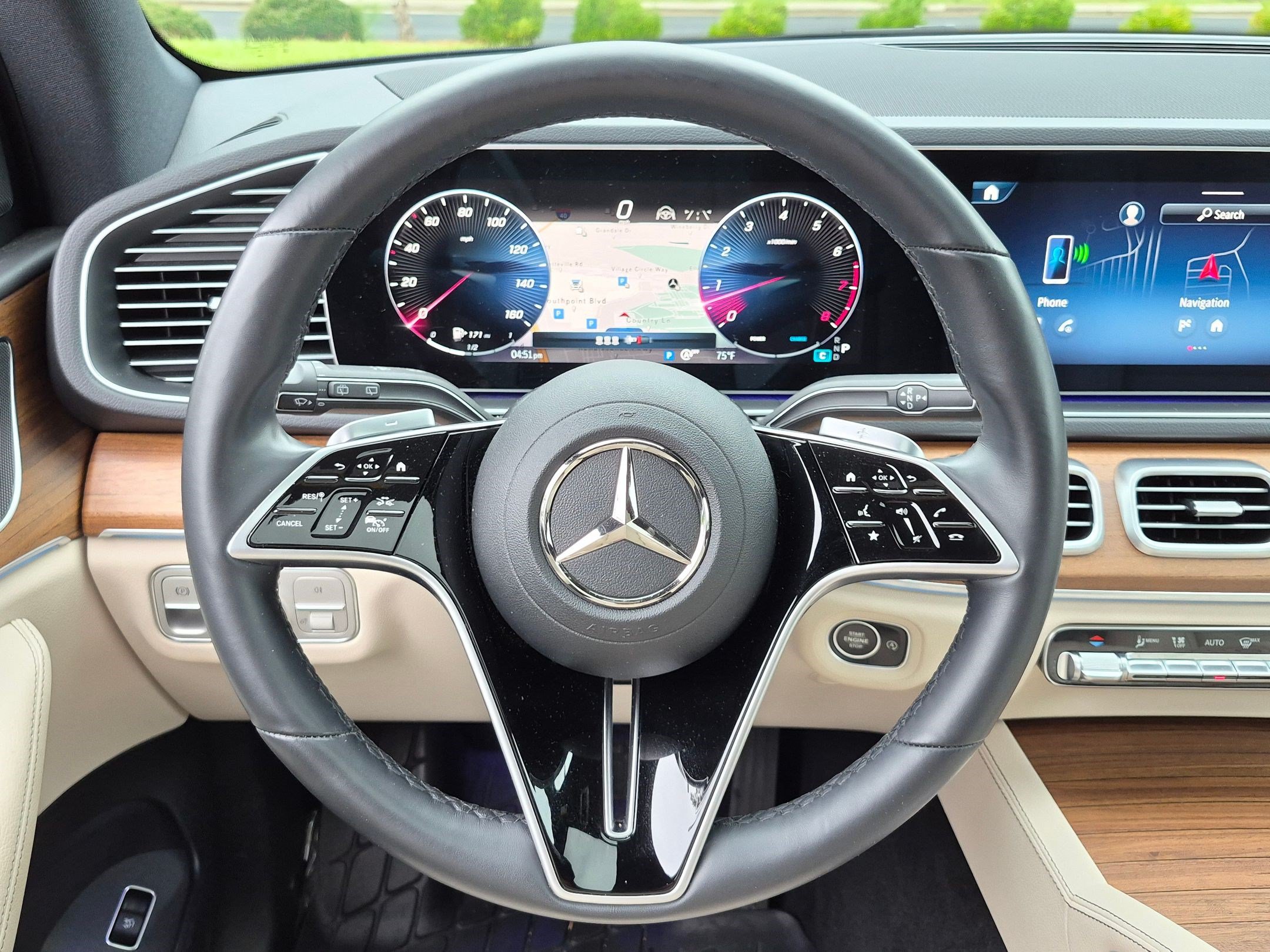 Certified 2025 Mercedes-Benz GLE 350 4MATIC image 19