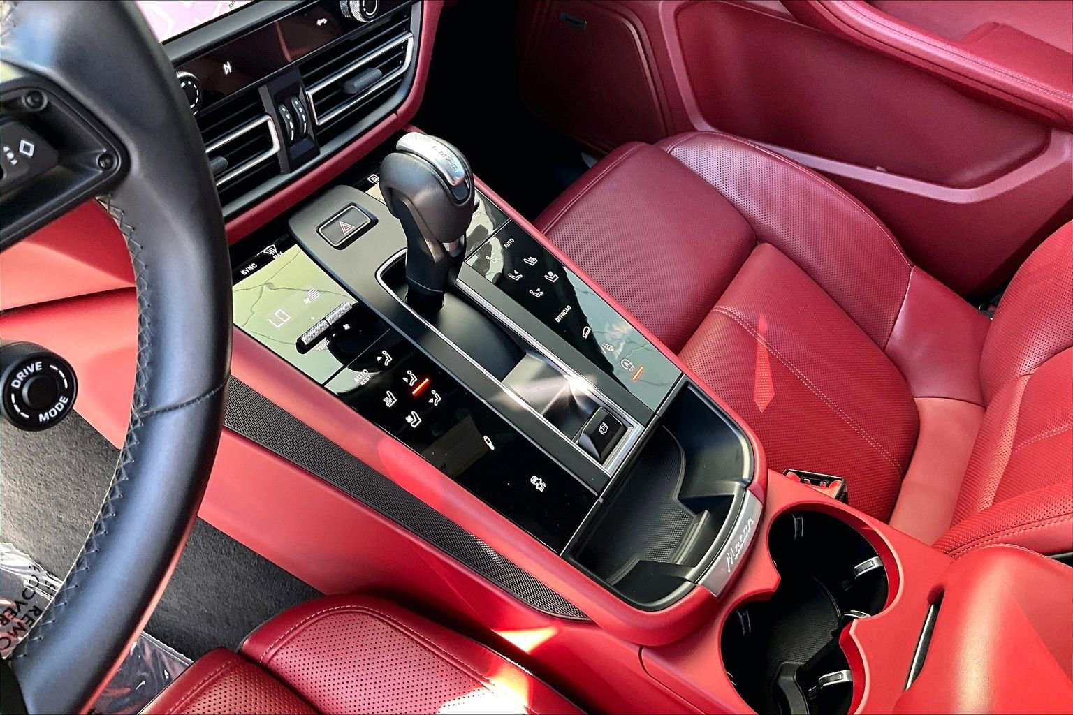 Used 2022 Porsche Macan S image 17