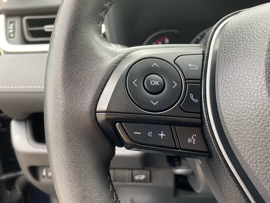 Certified 2025 Toyota RAV4 XLE Premium FWD image 27