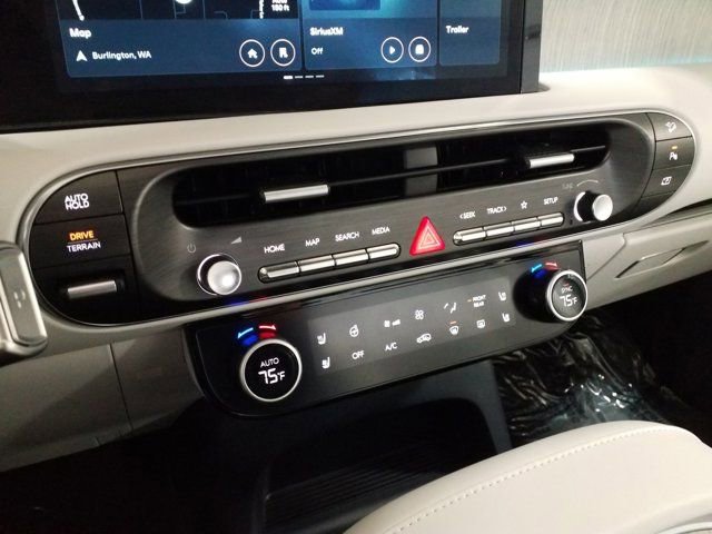 Certified 2026 Hyundai Palisade Calligraphy AWD/4WD image 7