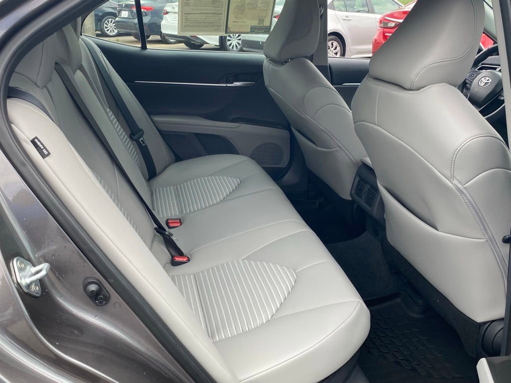 Used 2024 Toyota Camry SE w/ Audio Upgrade Package FWD image 16