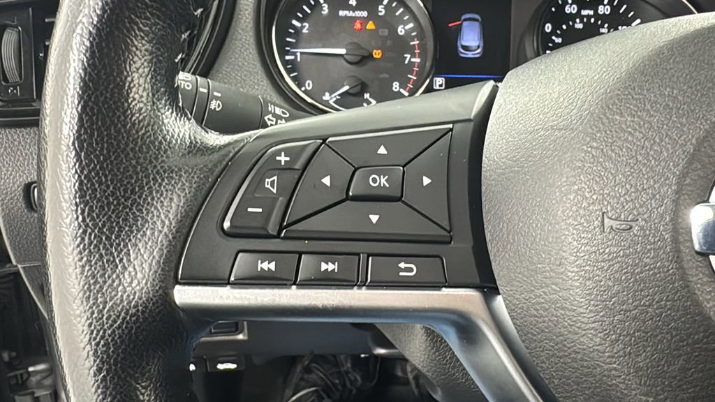 Used 2021 Nissan Rogue Sport SV w/ Technology Package image 13