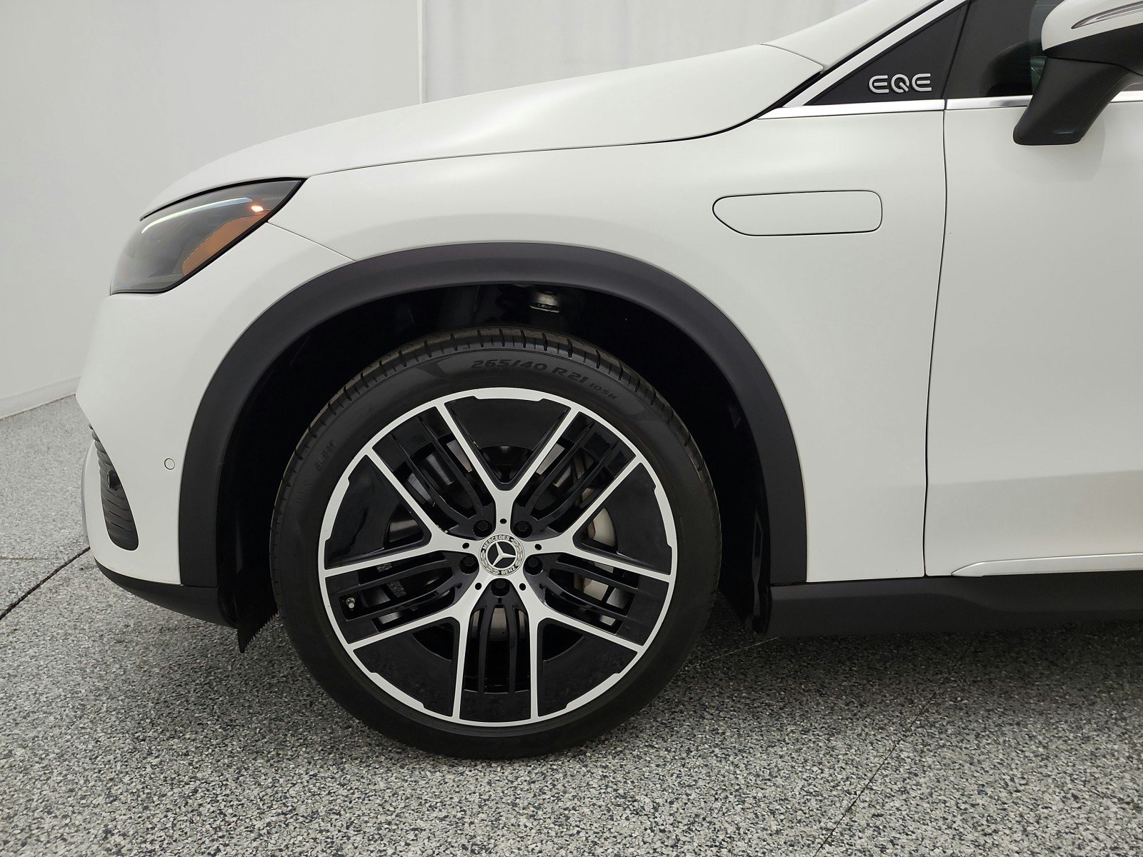 Certified 2023 Mercedes-Benz EQE 350+ SUV image 16
