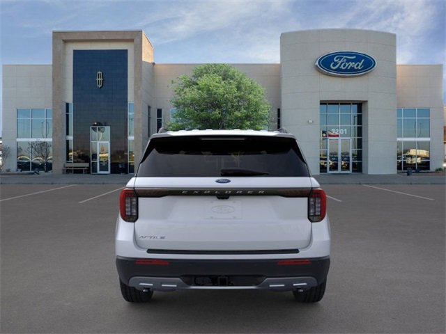 New 2026 Ford Explorer Active w/ Active Comfort Package image 5