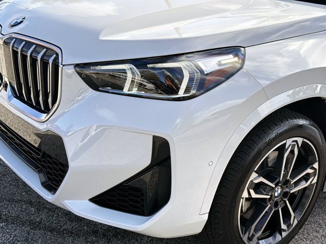 Certified 2023 BMW X1 xDrive28i w/ Premium Package AWD/4WD image 9