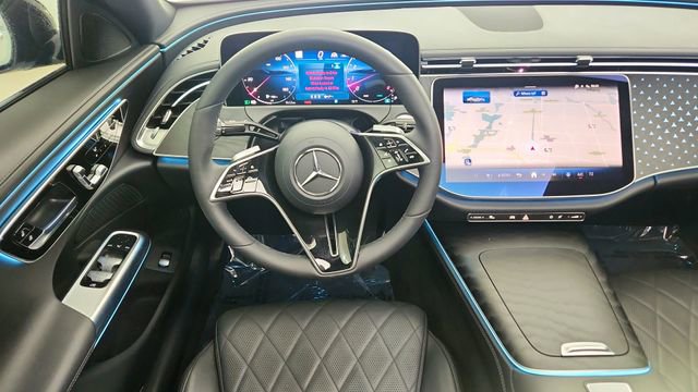 Used 2024 Mercedes-Benz E 450 4MATIC Sedan w/ Airmatic Package image 39